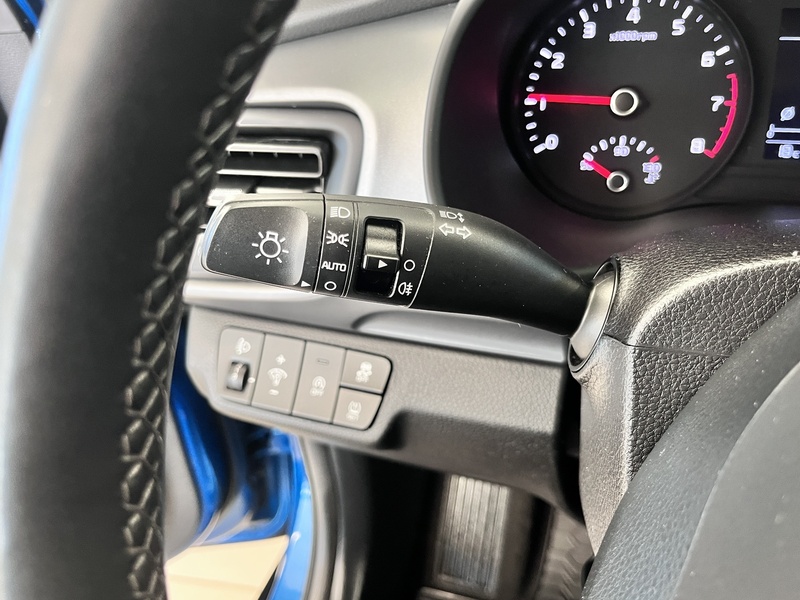 Kia Stonic vaihtoauto