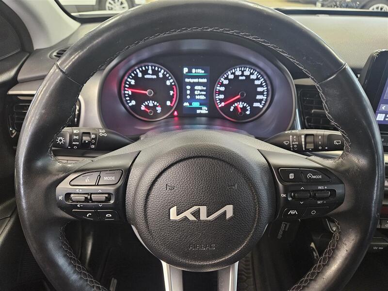 Kia Stonic vaihtoauto