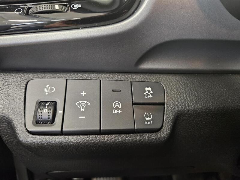 Kia Stonic vaihtoauto