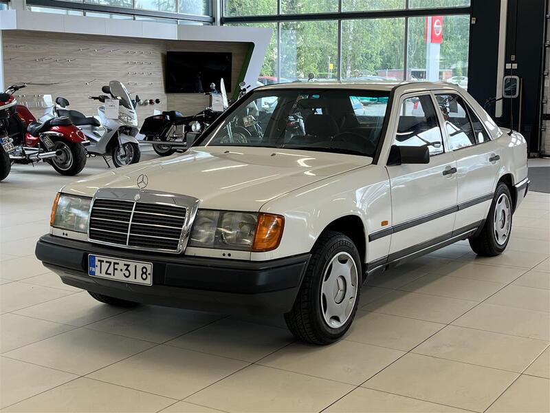 Mercedes-Benz 200 vaihtoauto