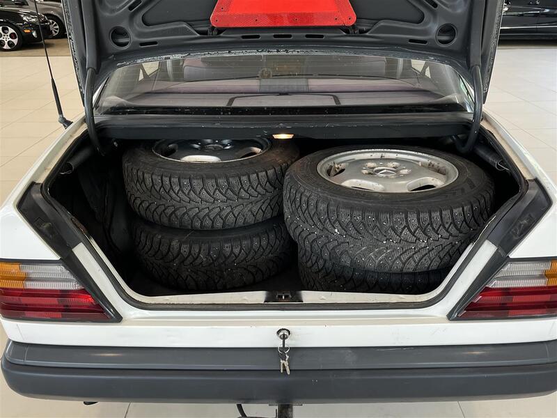 Mercedes-Benz 200 vaihtoauto