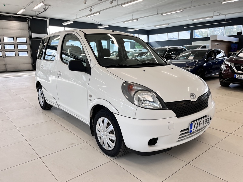 Toyota Yaris vaihtoauto