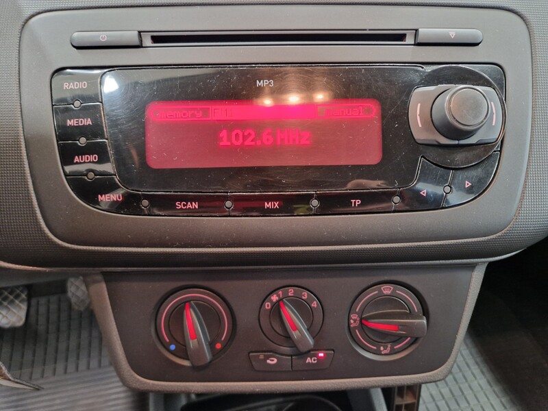 SEAT Ibiza vaihtoauto