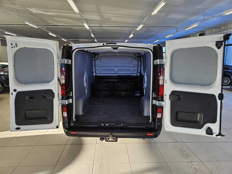 Nissan Primastar vaihtoauto