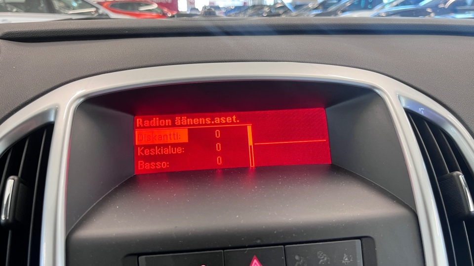 Opel Astra vaihtoauto