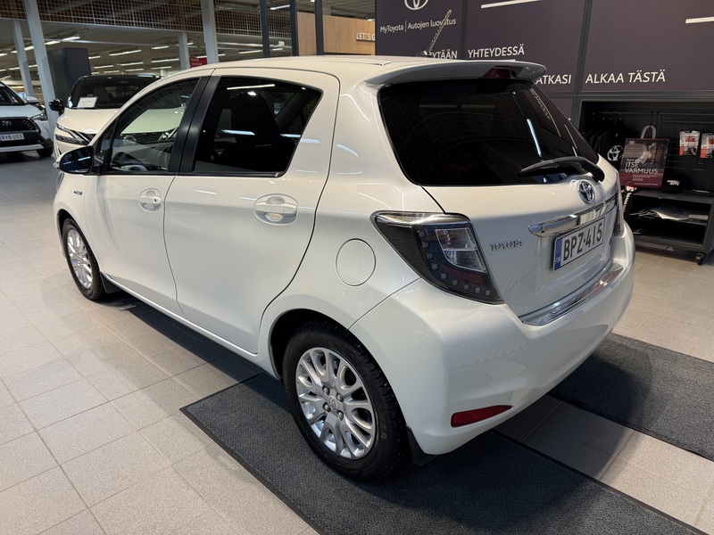 Toyota Yaris vaihtoauto