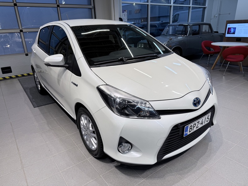 Toyota Yaris vaihtoauto