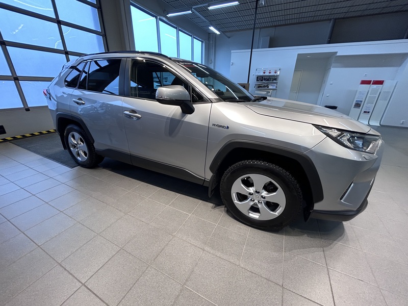 Toyota RAV4 vaihtoauto
