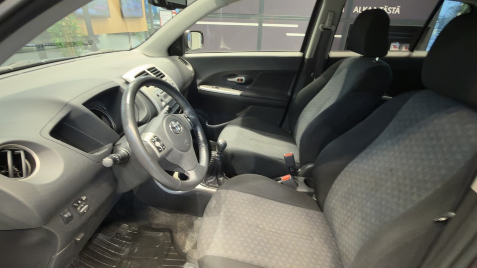 Toyota Urban Cruiser vaihtoauto