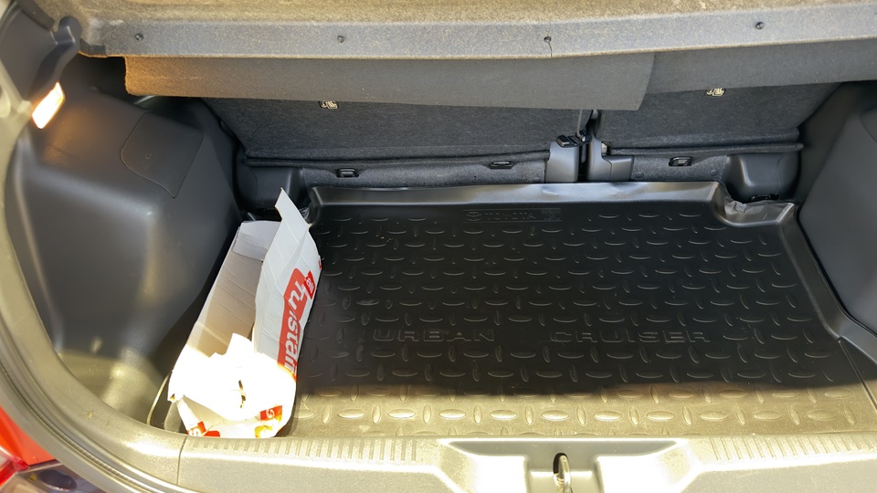 Toyota Urban Cruiser vaihtoauto