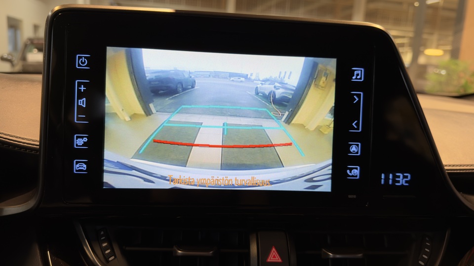 Toyota C-HR vaihtoauto