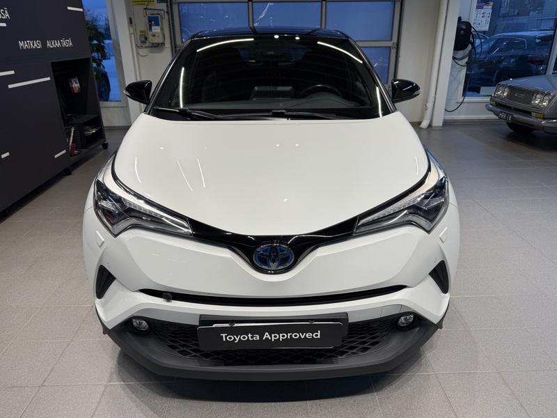Toyota C-HR vaihtoauto