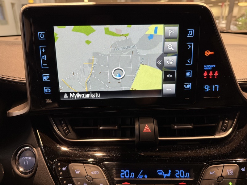 Toyota C-HR vaihtoauto