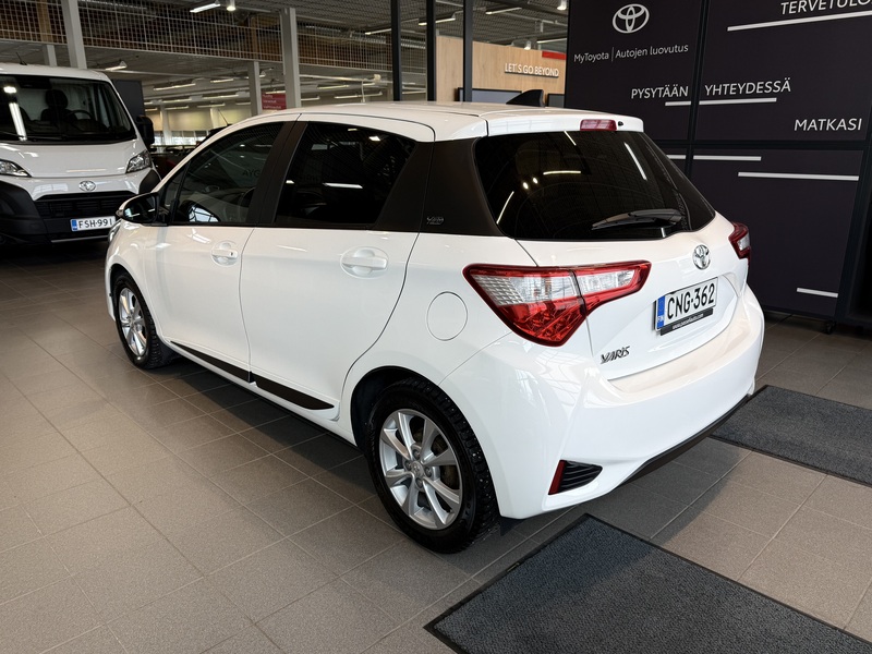 Toyota Yaris vaihtoauto