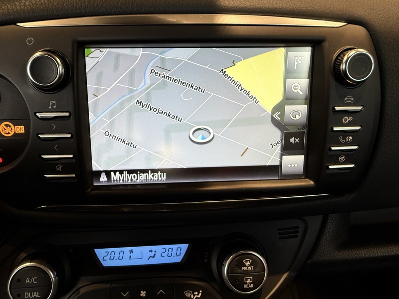 Toyota Yaris vaihtoauto