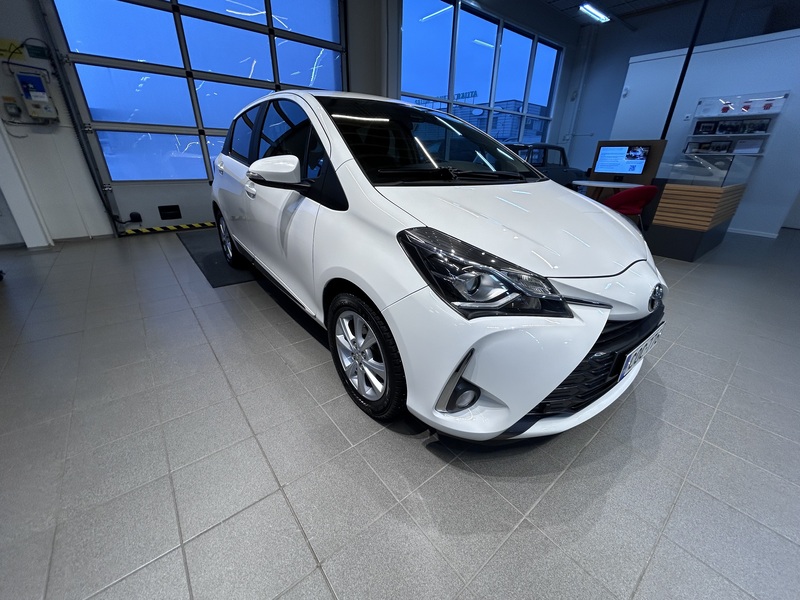 Toyota Yaris vaihtoauto