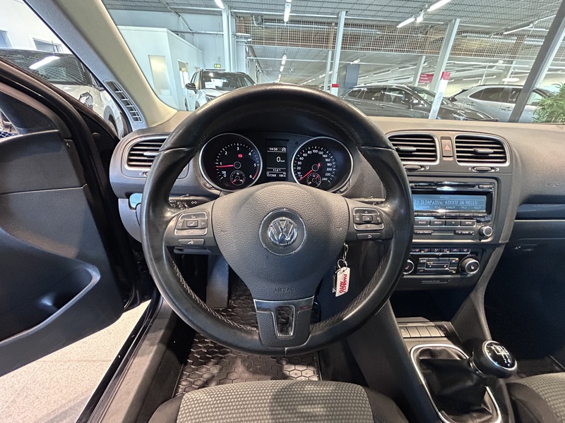Volkswagen Golf vaihtoauto