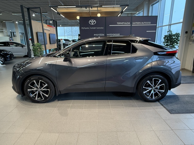 Toyota C-HR vaihtoauto