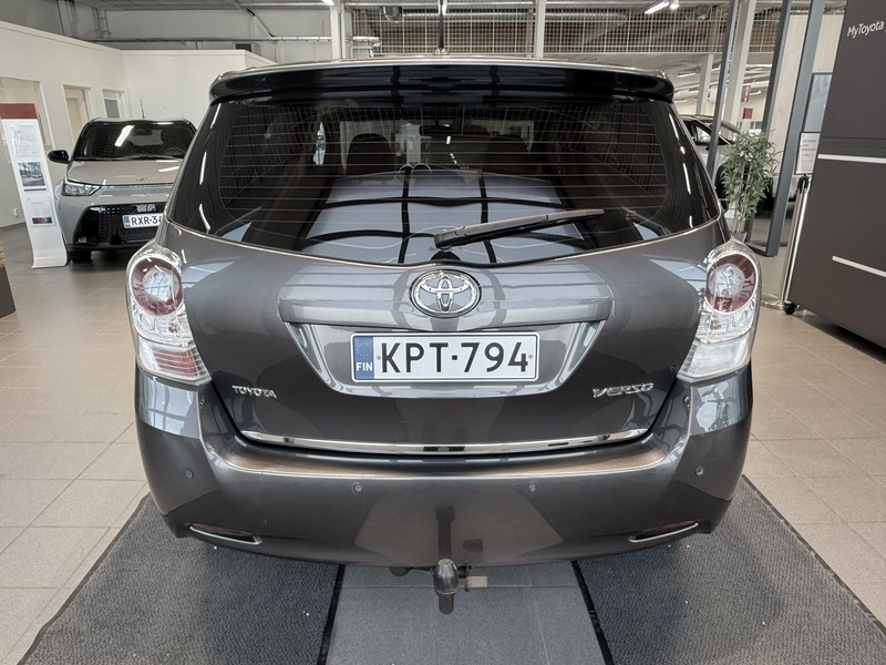 Toyota Verso vaihtoauto