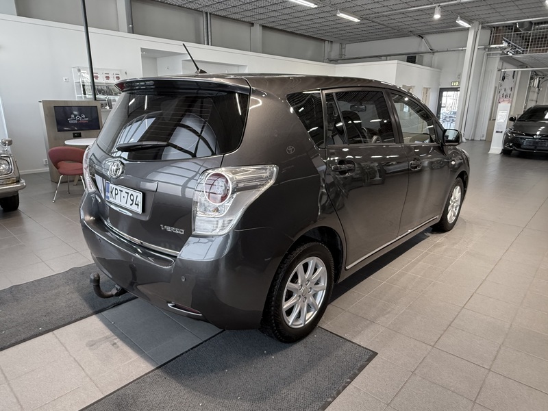 Toyota Verso vaihtoauto