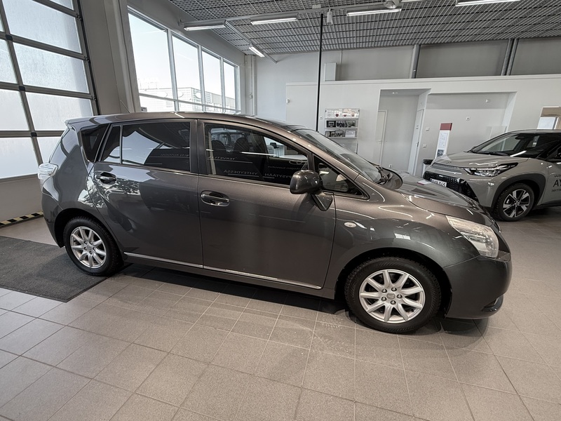 Toyota Verso vaihtoauto