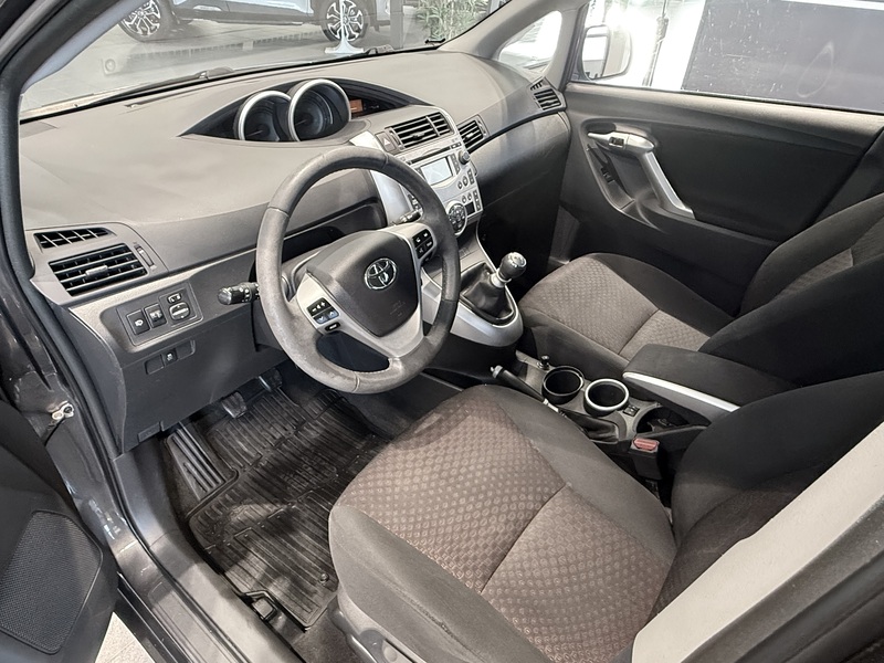 Toyota Verso vaihtoauto