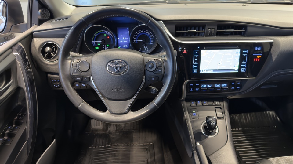 Toyota Auris vaihtoauto