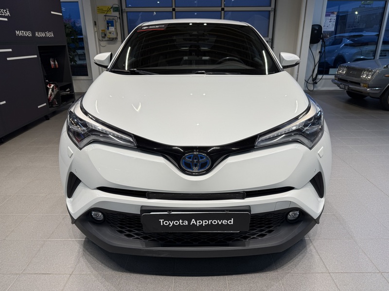 Toyota C-HR vaihtoauto