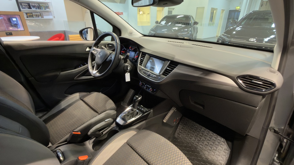 Opel Crossland X vaihtoauto