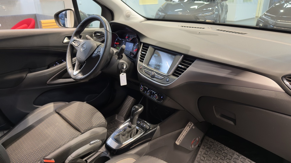 Opel Crossland X vaihtoauto