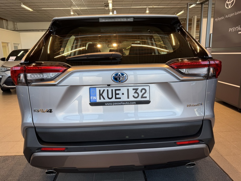 Toyota RAV4 vaihtoauto