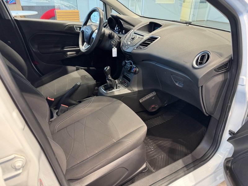 Ford Fiesta vaihtoauto