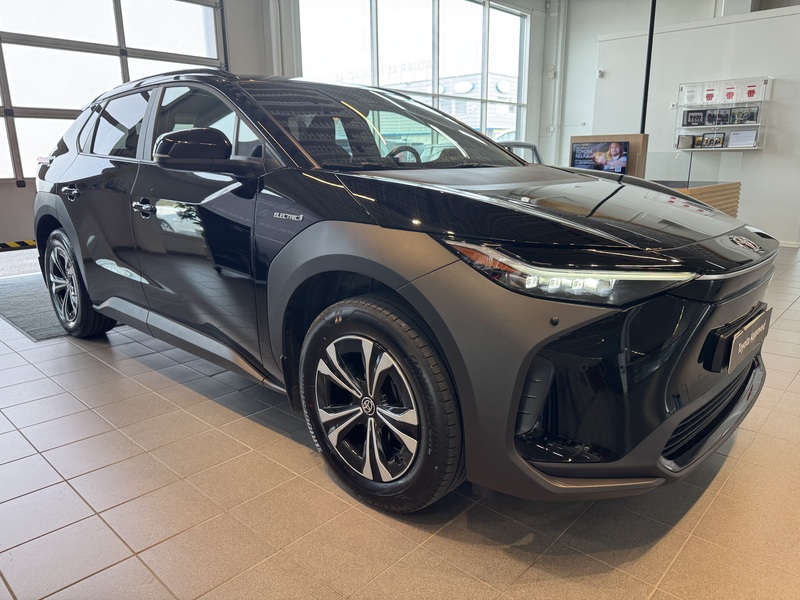 Toyota bZ4X vaihtoauto
