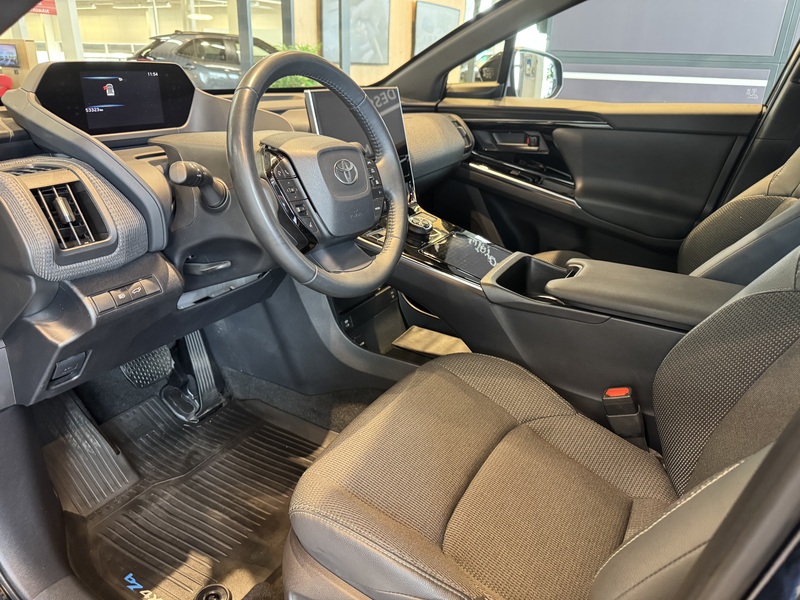 Toyota bZ4X vaihtoauto
