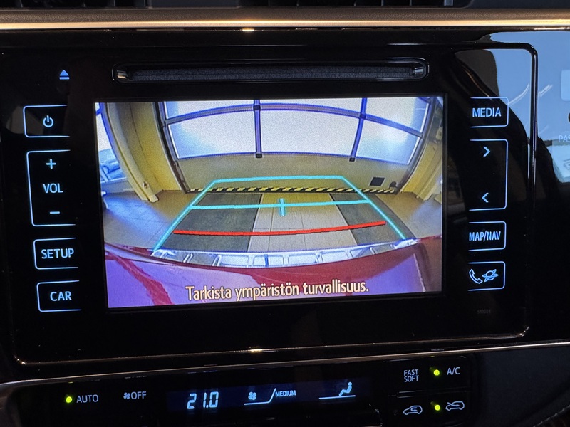 Toyota Auris vaihtoauto