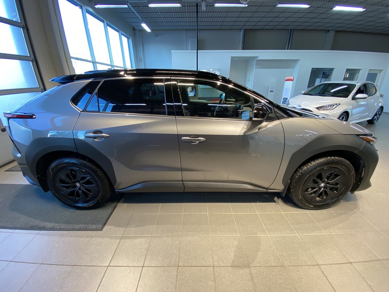 Toyota bZ4X vaihtoauto