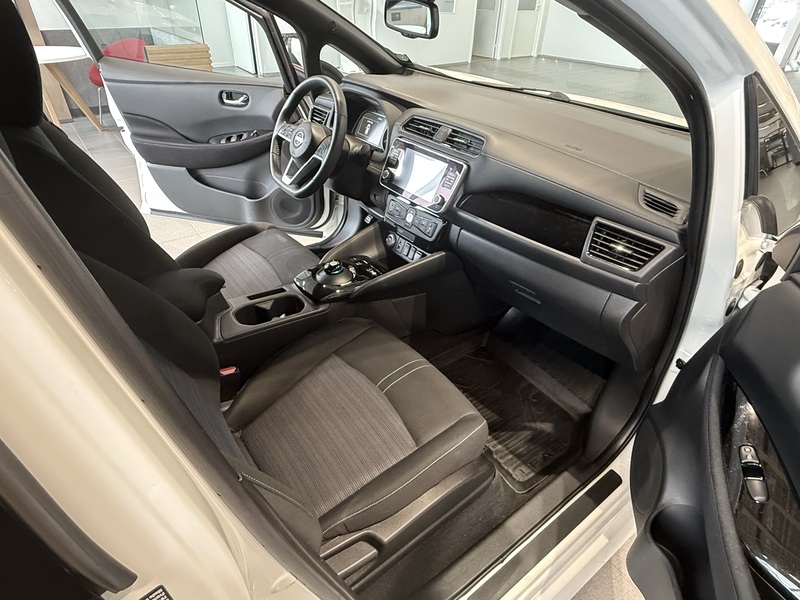 Nissan Leaf vaihtoauto