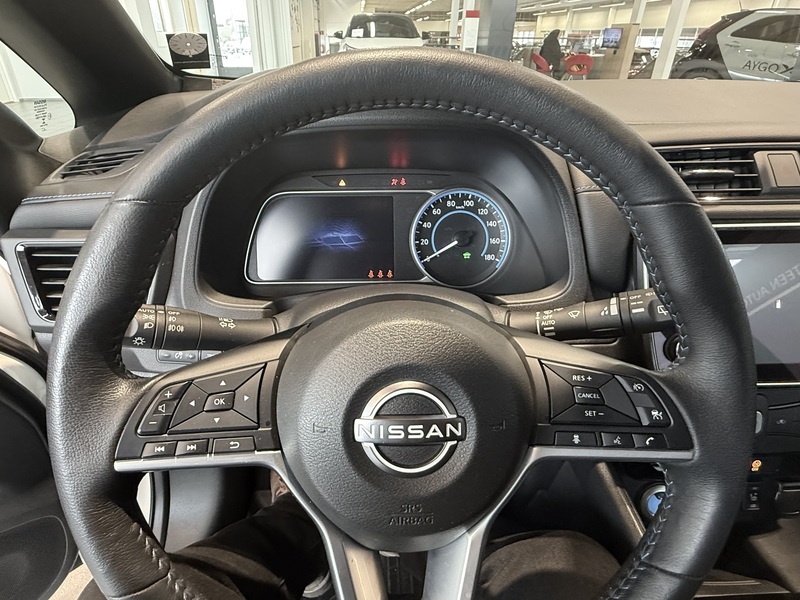 Nissan Leaf vaihtoauto