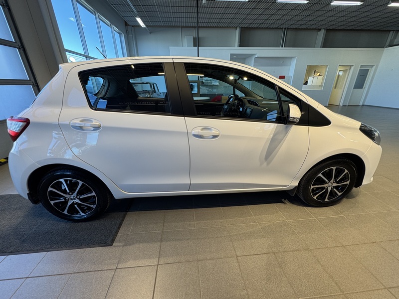 Toyota Yaris vaihtoauto