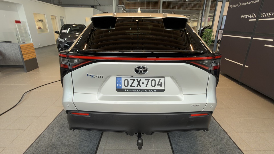 Toyota bZ4X vaihtoauto