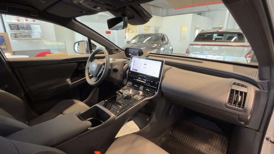 Toyota bZ4X vaihtoauto