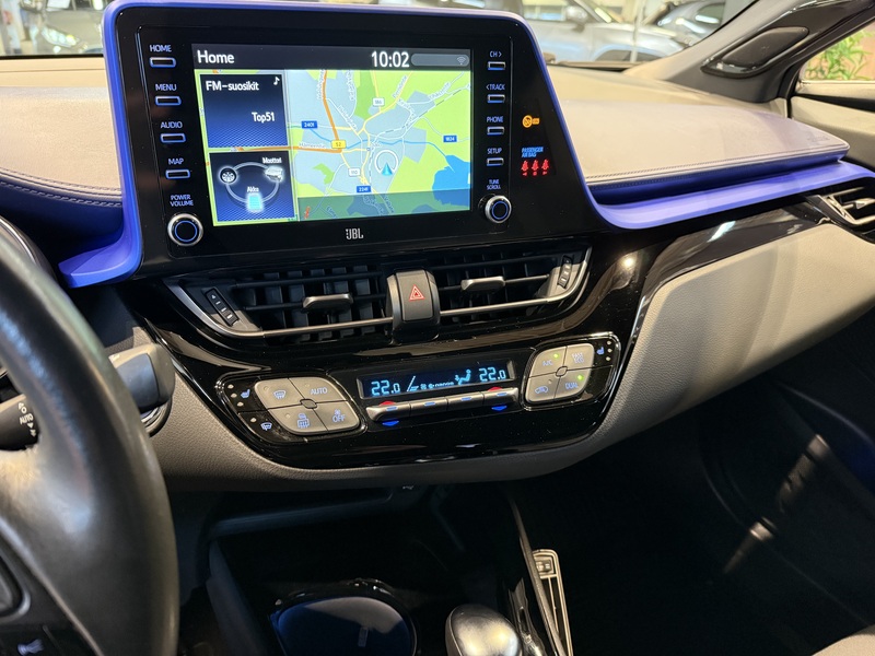 Toyota C-HR vaihtoauto