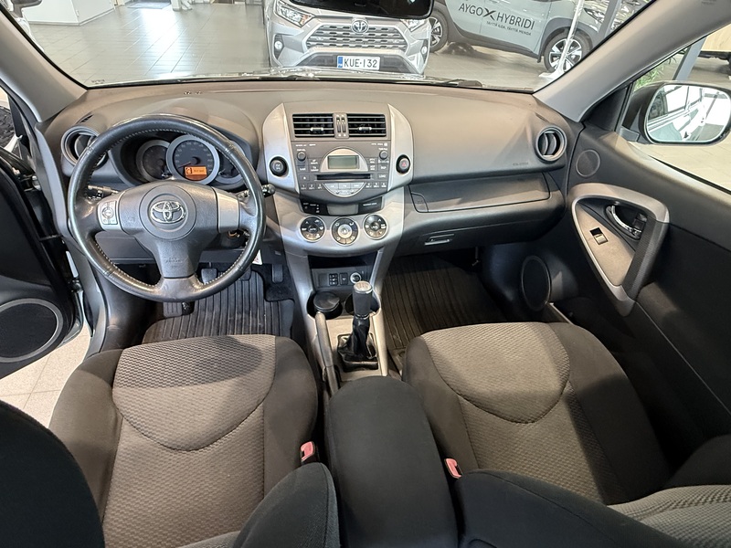 Toyota RAV4 vaihtoauto