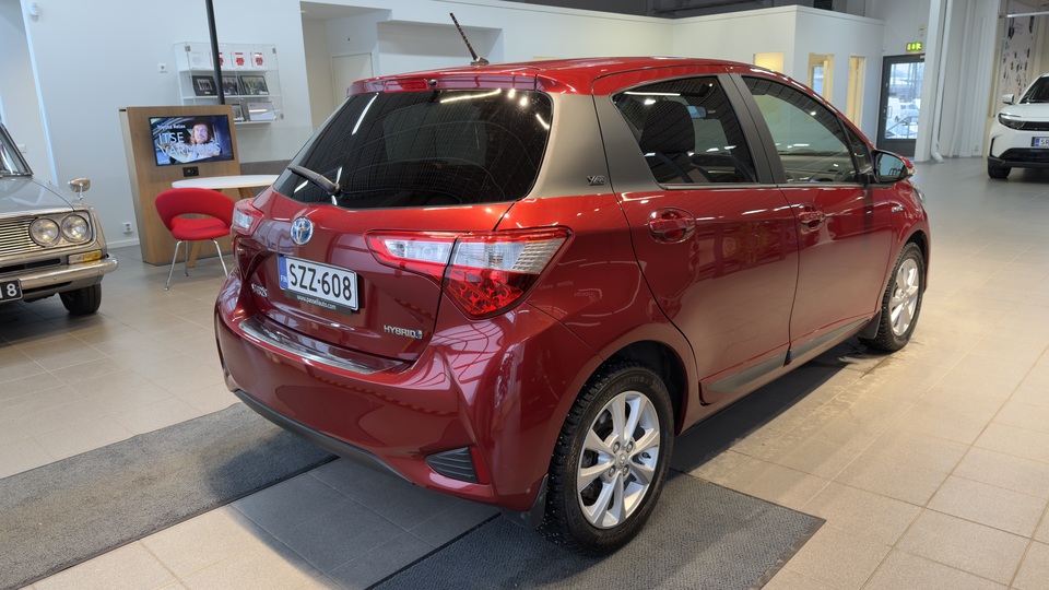 Toyota Yaris vaihtoauto