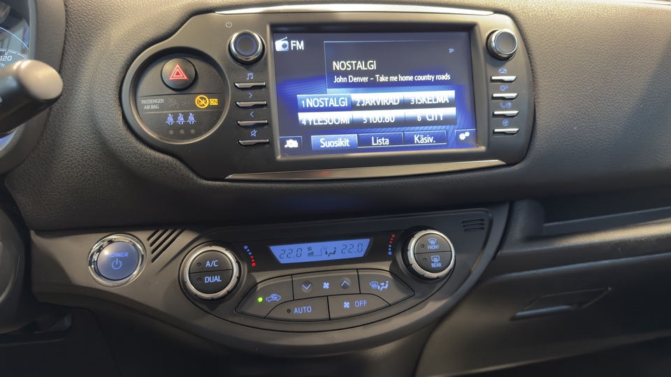 Toyota Yaris vaihtoauto