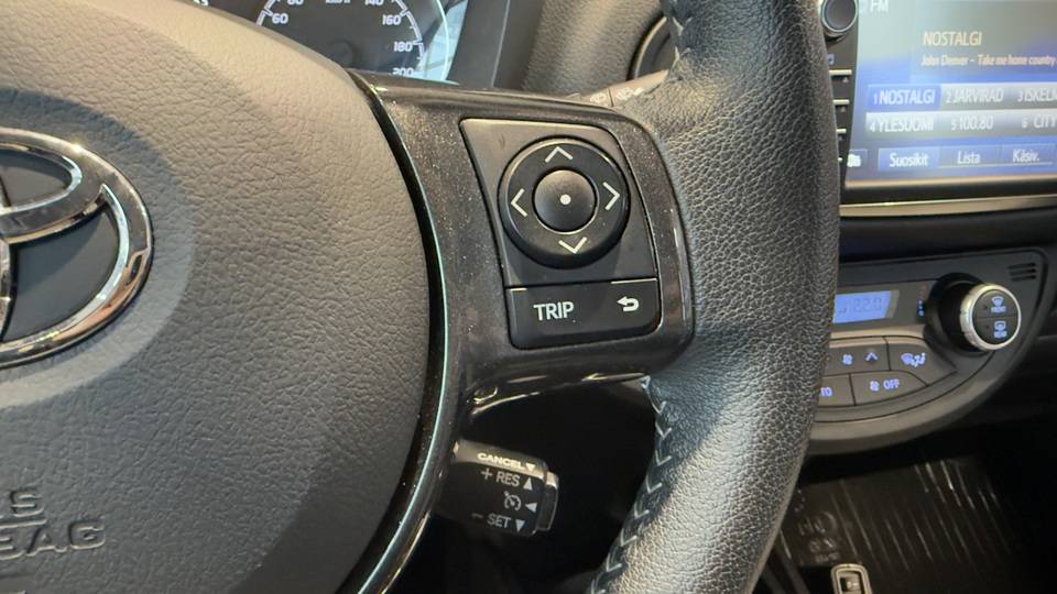 Toyota Yaris vaihtoauto