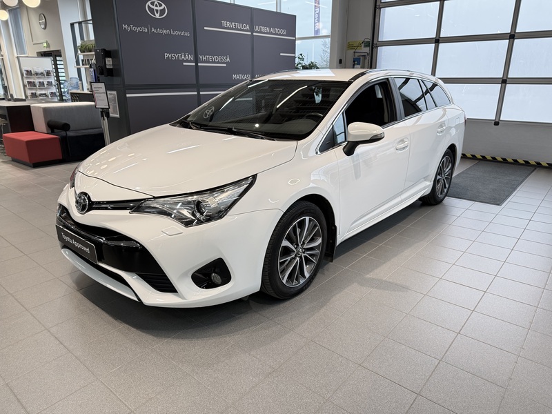 Toyota Avensis vaihtoauto