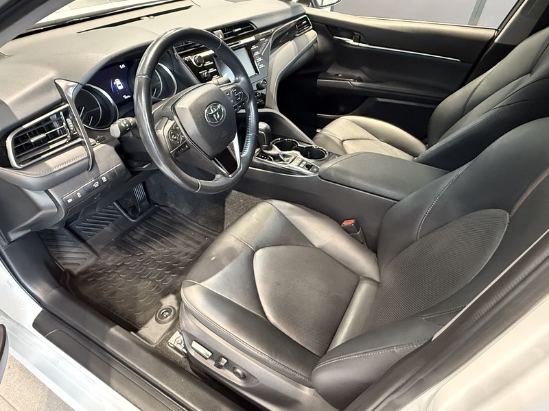 Toyota Camry vaihtoauto
