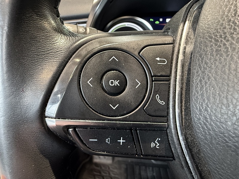Toyota Camry vaihtoauto