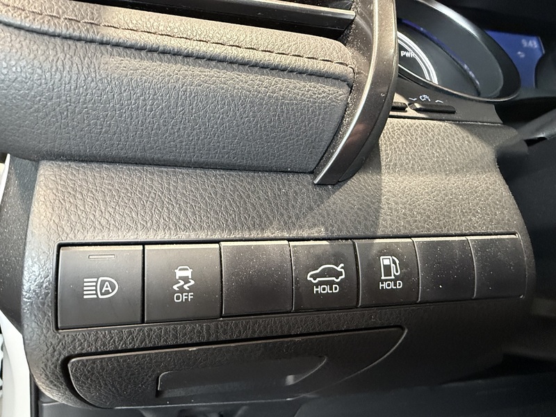 Toyota Camry vaihtoauto